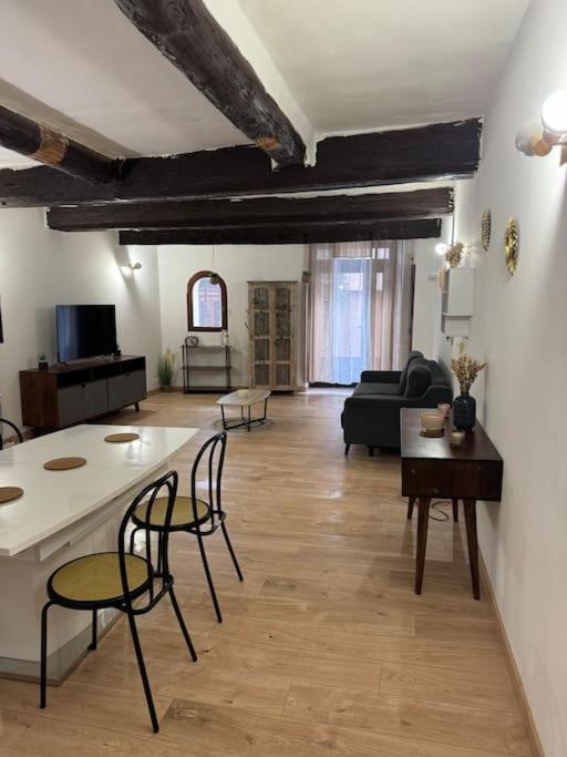 Appartement T2 Cosy Centre-Ville Pernes-les-Fontaines Bagian luar foto